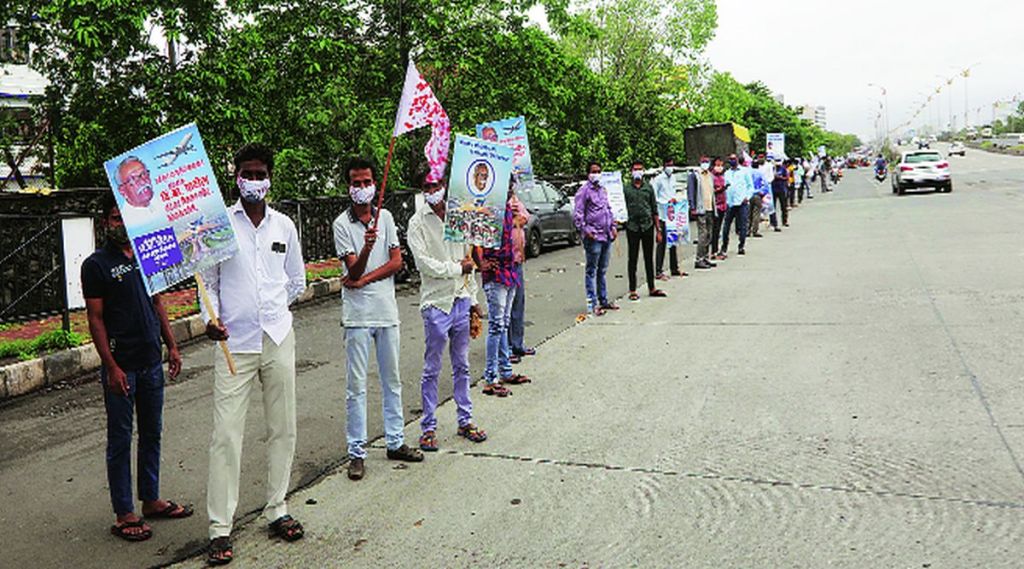 प्रकल्पग्रस्तांची मानवी साखळी