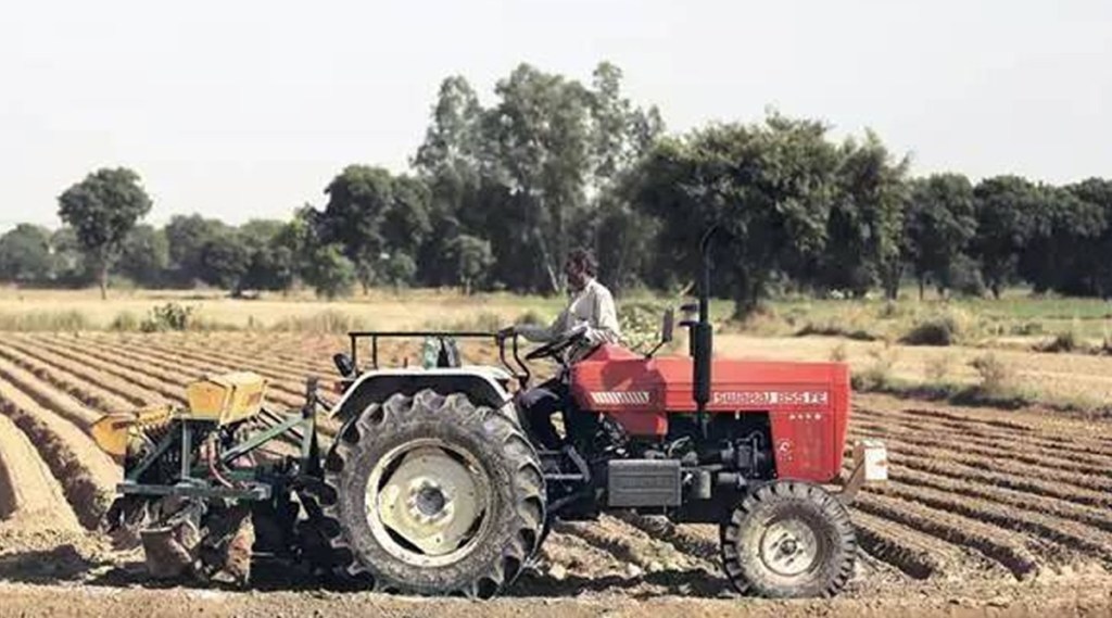 Unfortunately Woman dies in bizarre tractor accident in Pune
