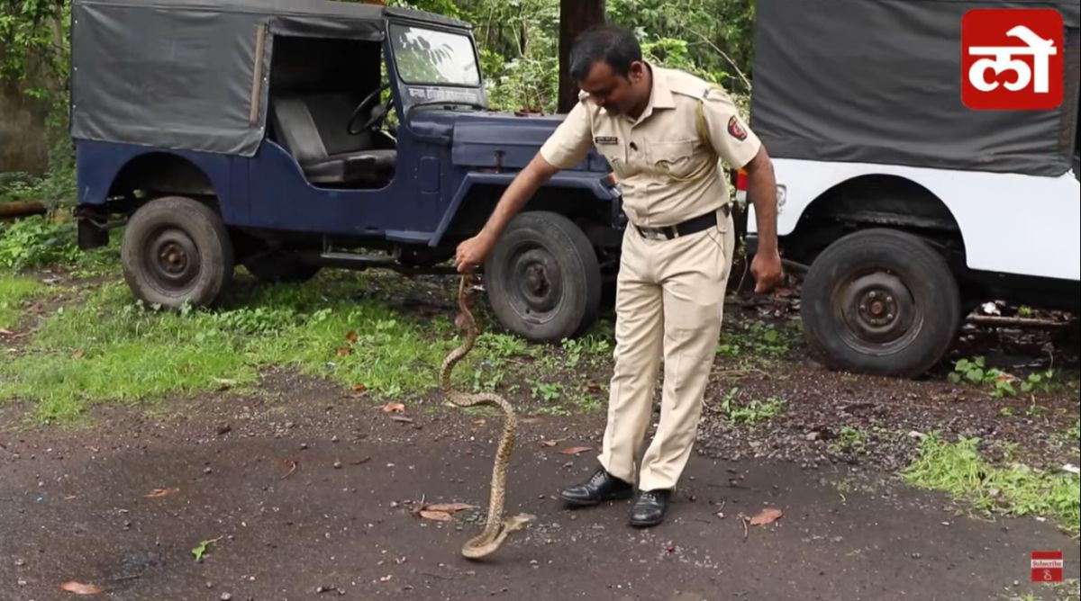 Mumbai Police Constable Murlidhar Jadhav, World Snake Day,