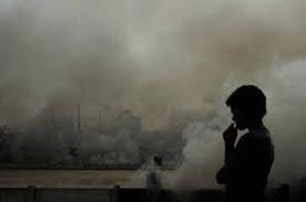 फटाक्यांमुळे दिल्लीसह उत्तर भारतात प्रदूषणवाढ