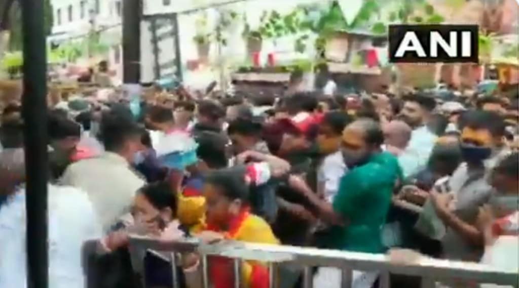 Several injured in stampede situation at mahakaleshwar temple in Ujjain