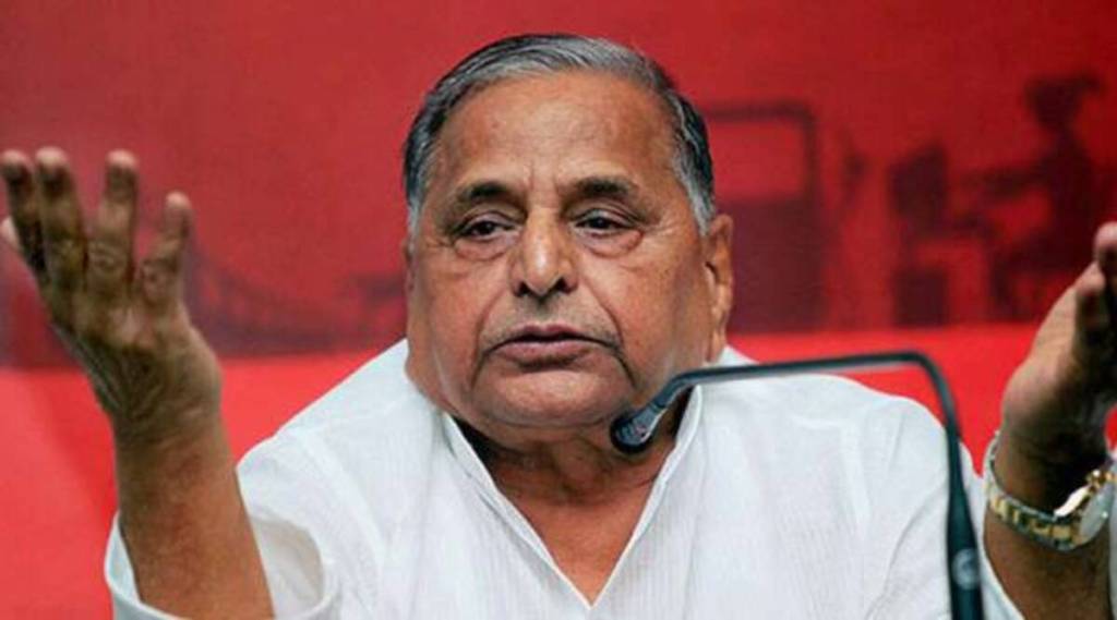 Samajwadi Party founder Mulayam Singh Yadav admitted to hospital