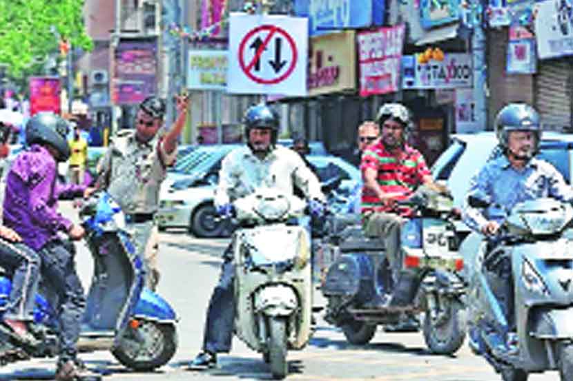 बेशिस्तांच्या यादीत मुंबईकर आघाडीवर