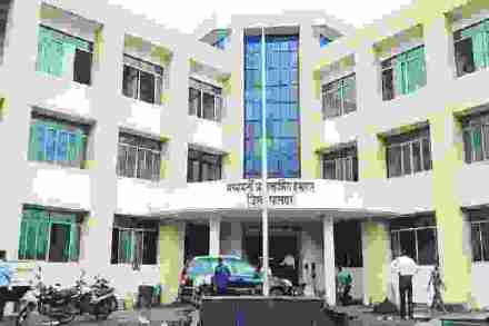 जिल्हा परिषदेच्या पदाधिकाऱ्यांचे राजीनामा सत्र सुरू