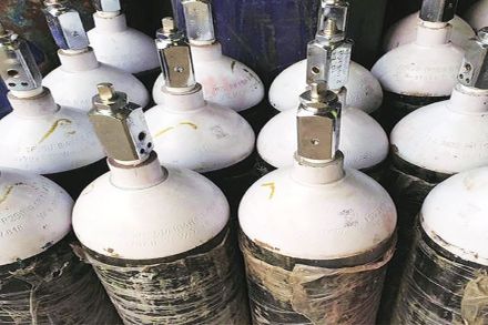 प्राणवायूचा साठा तिपटीने वाढवा