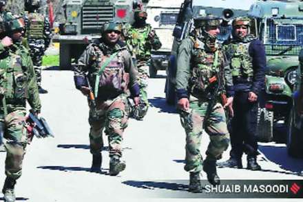 काश्मीरमध्ये ‘जैश’चे दोन दहशतवादी ठार