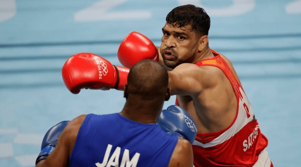Satish-Kumar-Boxing