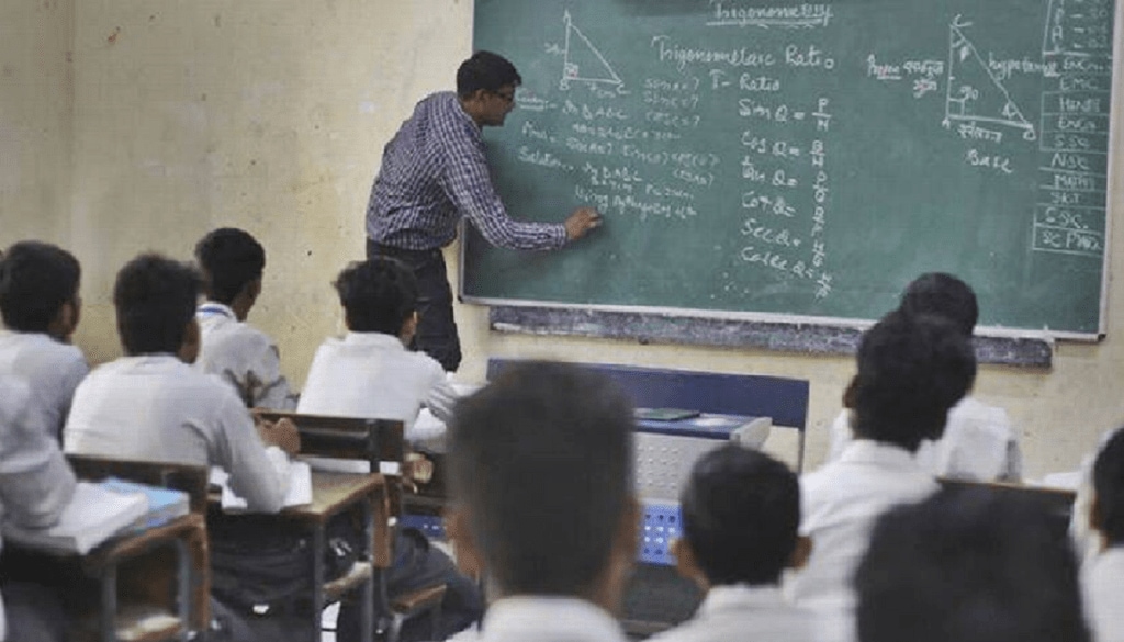 schools in maharashtra to reopen