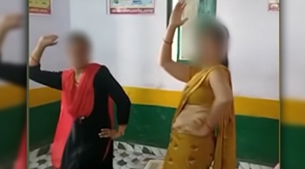 agra-school-teachers-dance-video-viral