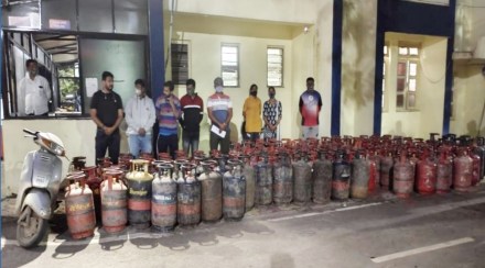 gang that removed the gas from the domestic gas cylinder was arrested