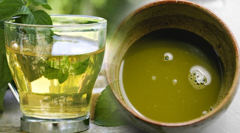 green-tea-herbal-shampoo-at-home