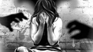Student Gang Raped Boyfriend Thrashed By Robbers Near Mysore