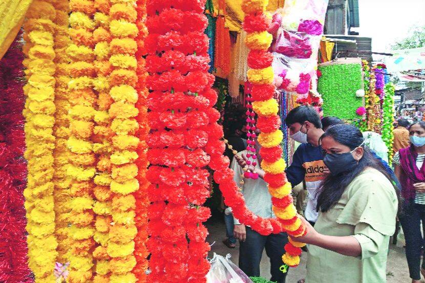 गणेशोत्सव सजावटीसाठी वैविध्यपूर्ण पर्याय उपलब्ध