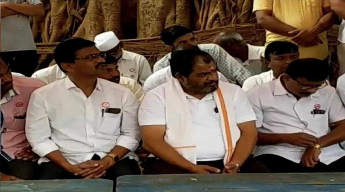 Due to insufficient help for flood victims decision of Jalasamadhi Raju Shetty