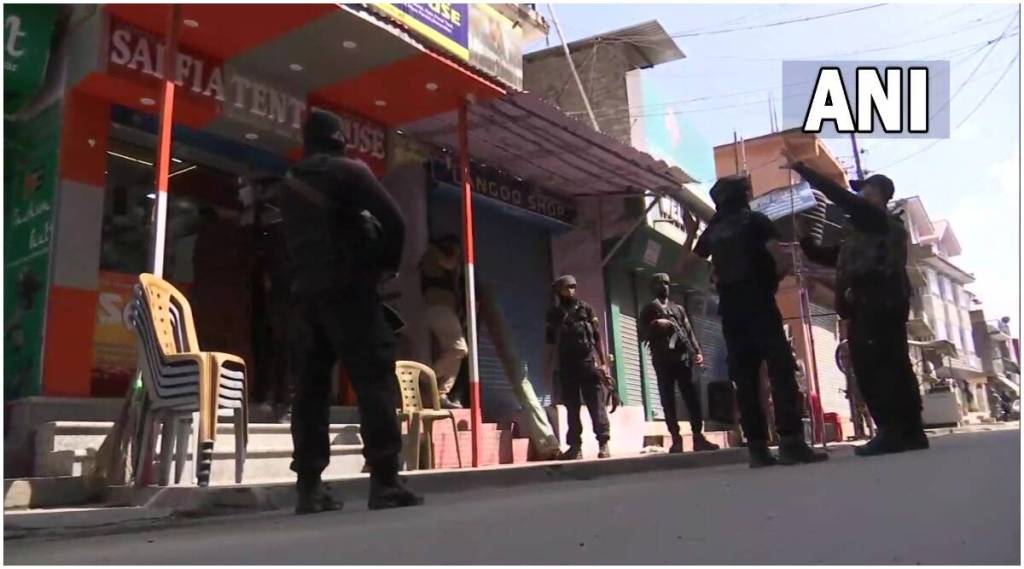 दहशतवादी हल्ला : श्रीनगरमध्ये पोलीस टीमवर गोळीबार; एक जवान जखमी