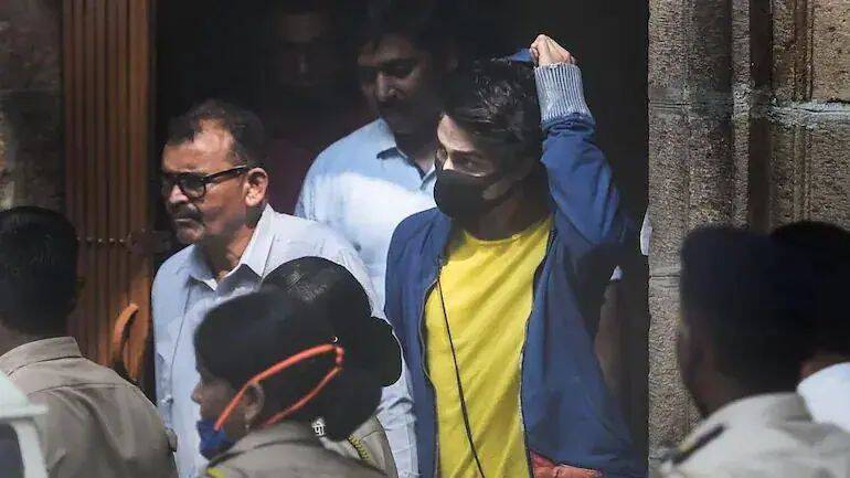 एनसीबीने मिळवलेल्या ताज्या चॅटमध्ये, १८ एप्रिल २०२१ रोजी आर्यन खानने त्याच्या दोन मित्रांना कोकेनबद्दल विचारले. फोटो- PTI