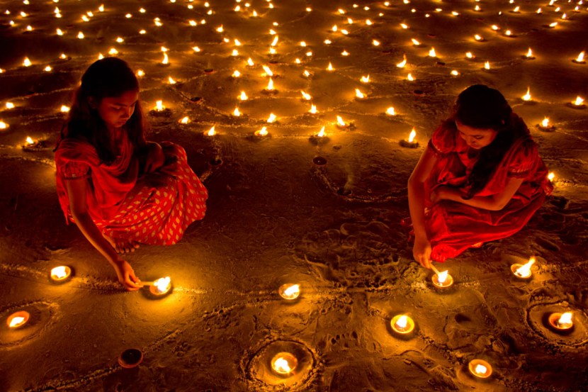 Diwali 2021 Faral News Photos
