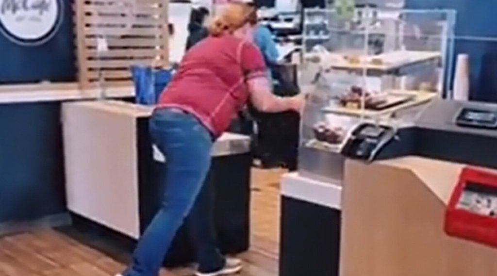 McDonald's-women-video-viral