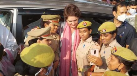 Congress, Priyanka Gandhi, policewomen, selfie