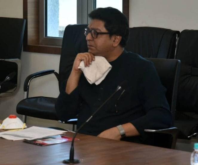 Raj-Thackeray-Wearing-Mask-15