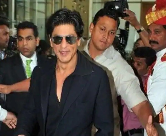 Shah Rukh Khan personal bodyguard Ravi Singh Salary interesting Facts Information and Bond With King Khan