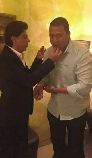 Shah Rukh Khan personal bodyguard Ravi Singh Salary interesting Facts Information and Bond With King Khan