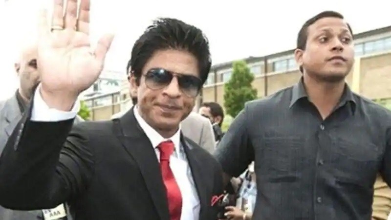 Shah Rukh Khan personal bodyguard Ravi Singh Salary interesting Facts Information and Bond With King Khan