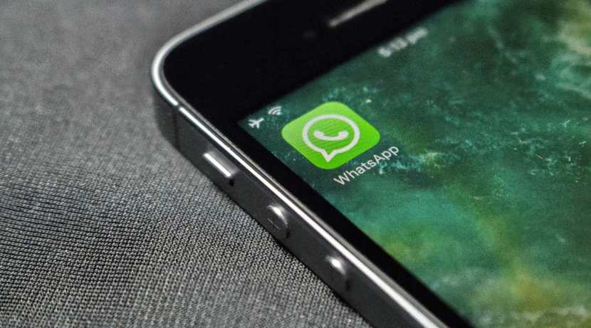 स्टेप ४: com.Whatsapp.rar फाइल (किंवा जर तुम्ही झिप केली असेल तर com.whatsapp.zip फाइल) तुमच्या नवीन फोनवर हलवा जिथे तुम्हाला व्हॉट्सअॅप सेट करायचे आहे. (फोटो: Pixabay)