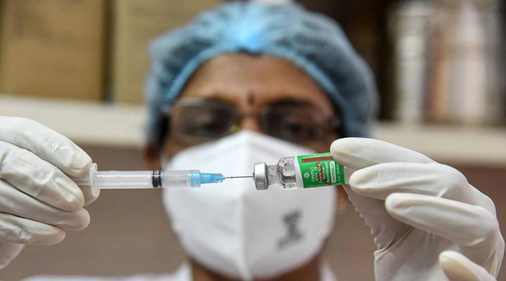 Raigad 80 per cent people get first dose of corona vaccine