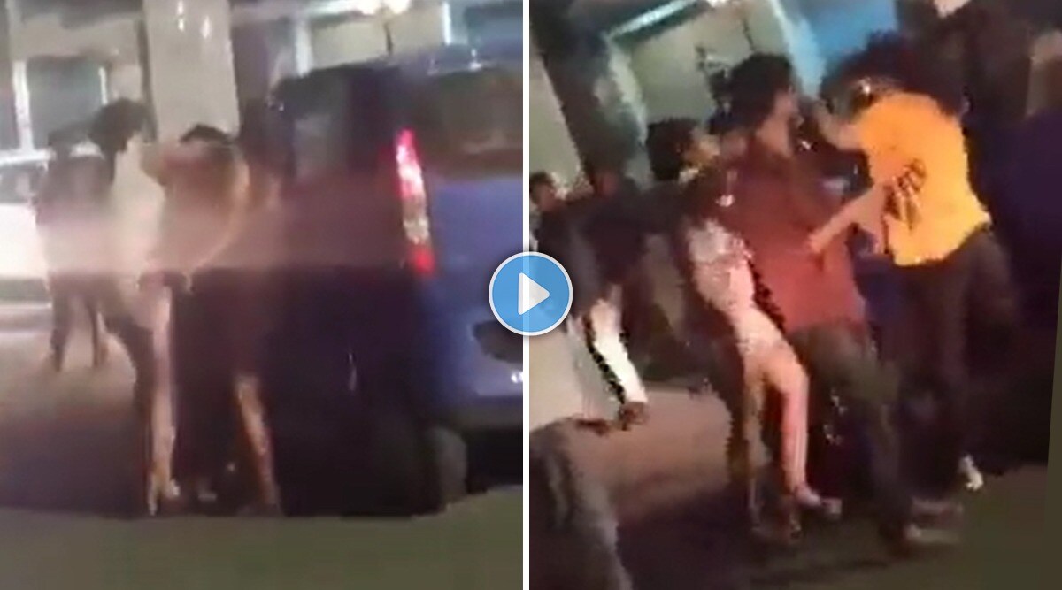 girlfriend-clash-on-road-viral-video