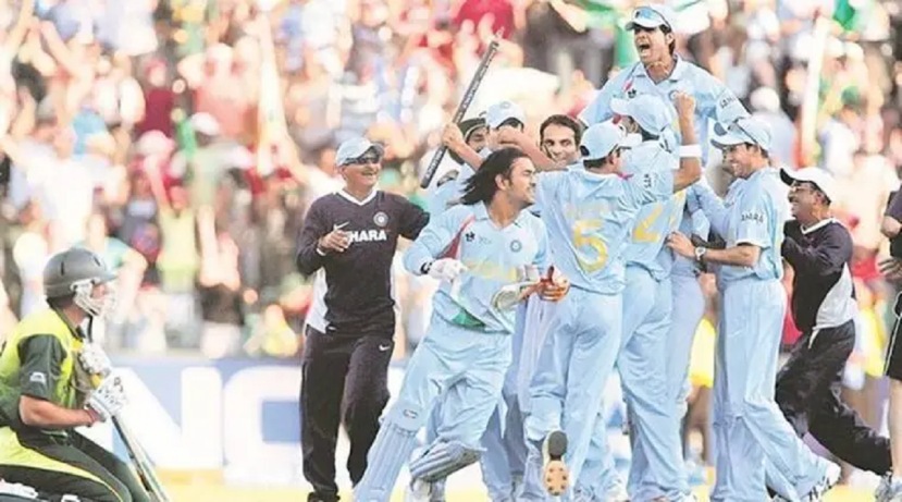 टी २० वर्ल्डकपमध्ये दोन्ही संघात पाच सामने झाले आहेत. पाचही सामन्यात भारताने विजय मिळवला आहे. २००७ मध्ये खेळल्या गेल्या पहिल्या टी २० सामन्यता भारताने पाकिस्तानला अंतिम सामन्यात पराभूत करत विश्वचषकावर नाव कोरलं होतं. (Photo- Reuters)