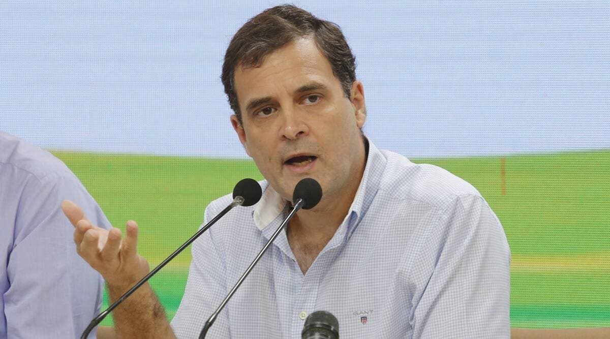 हिंदुत्व म्हणजे मुस्लीम व शिखांना मारहाण करणे – राहुल गांधी