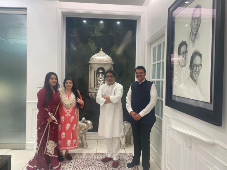 Inside Photos Raj Thackeray Devendra fadnavis meeting at his new home shivtirtha