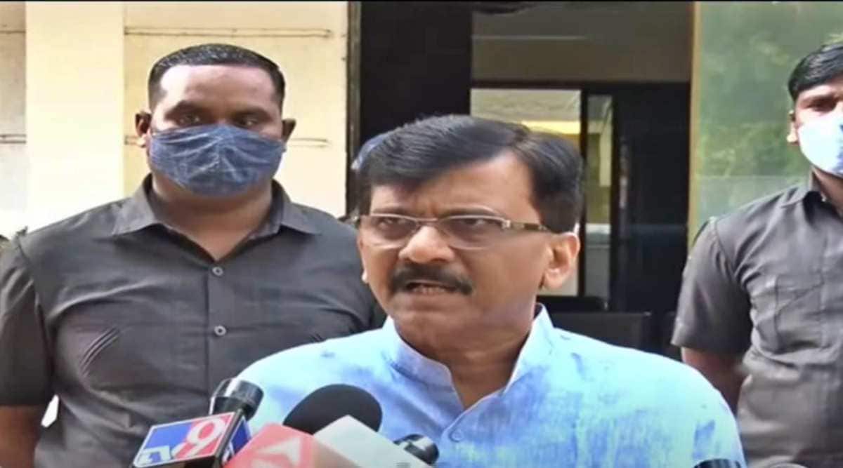 “तुमची लायकी काय आहे? हे कोण लागून गेले?”, संजय राऊत यांचा पडळकर-खोत यांच्यावर हल्लाबोल
