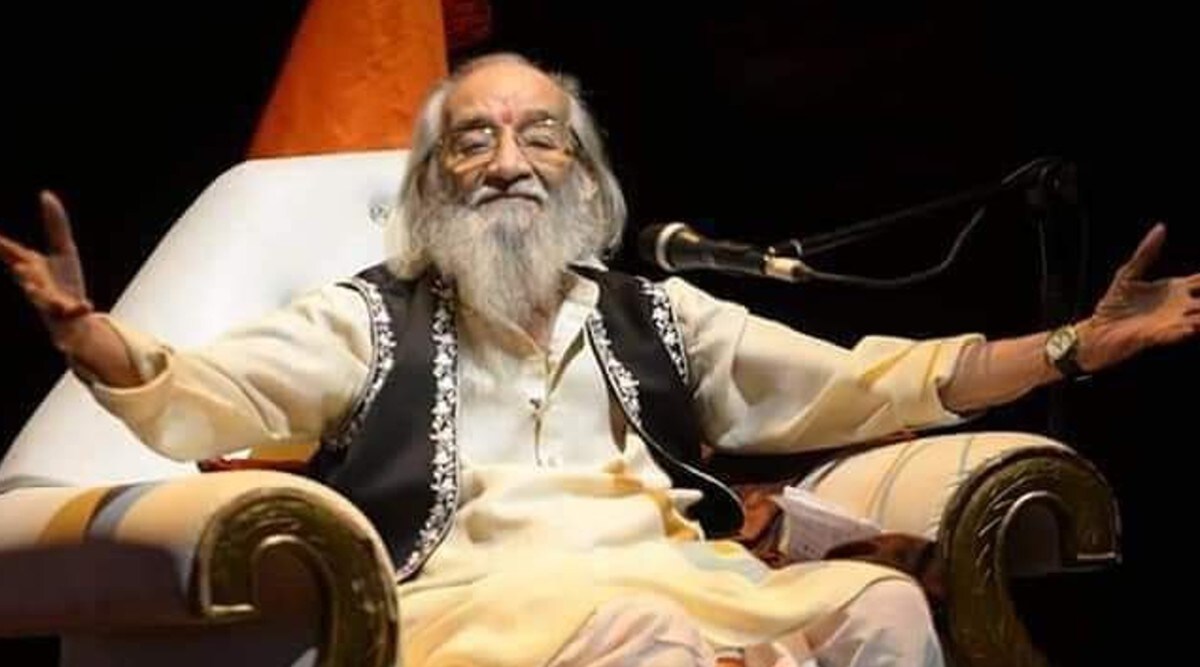 Shivshahir Babasaheb Purandare (1)