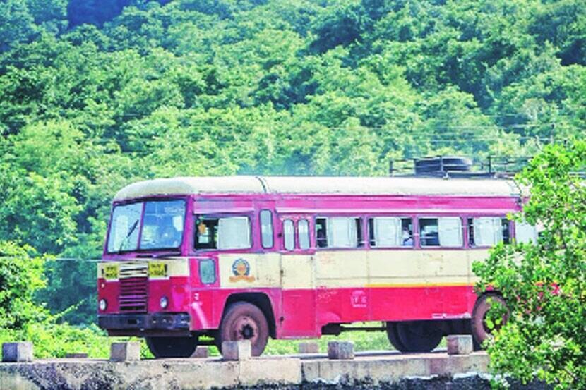 या पगारवाढीसाठी शासनाला प्रत्येक महिन्याला ६० कोटींचा अतिरिक्त बोजा स्वीकारावा लागणार आहे. त्यामुळे महिन्याला ३६० कोटींचा बोजा शासनावर पडेल. यासाठी ७५० कोटी सरकारला मोजावे लागणार आहेत.