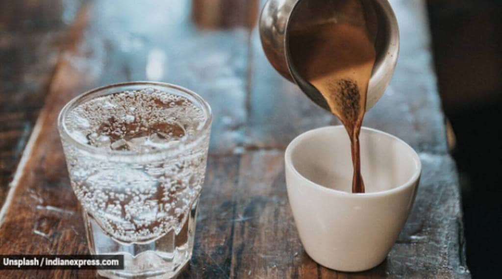 चहा किंवा कॉफी प्यायल्याने रक्तातील साखर वाढू शकते का? (photo: jansatta)
