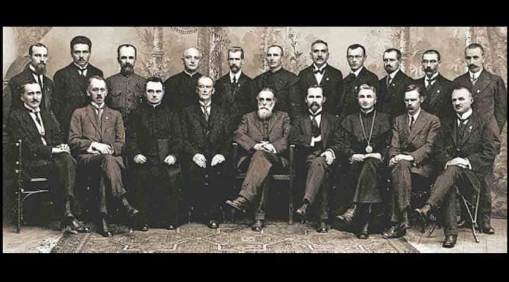 १६ फेब्रुवारी १९१८ रोजी स्वतंत्र लिथुआनियाच्या करारावर स्वाक्षऱ्या करणारे सदस्य