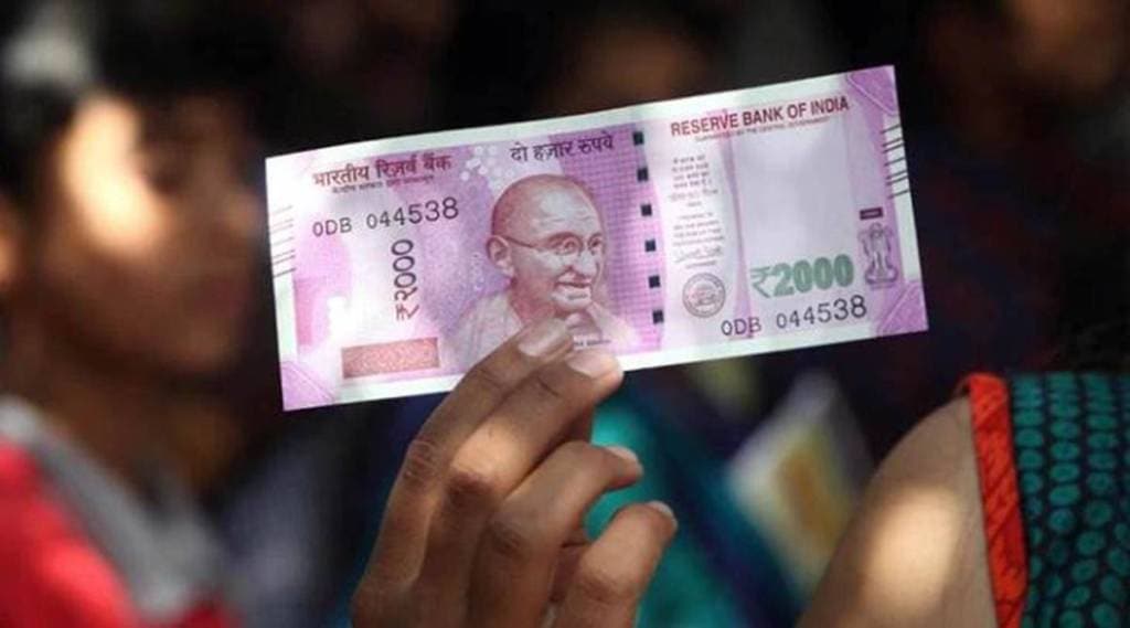 Rs 2000 bank notes disappear from circulation