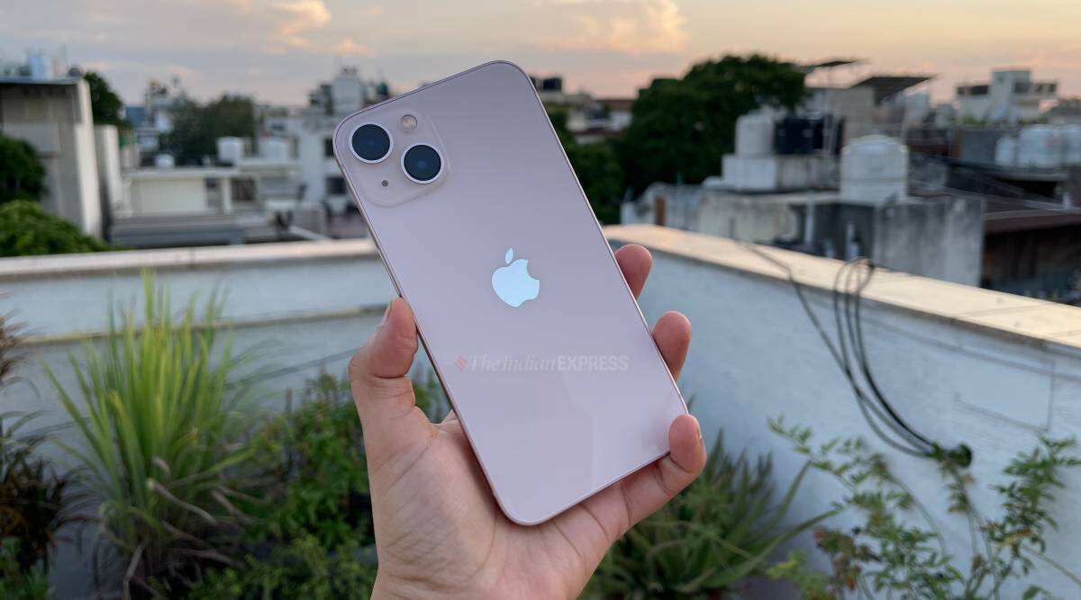 Apple_iPhone13_LEAD