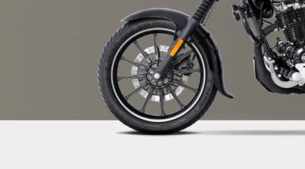 Bajaj-Avenger-Street-160