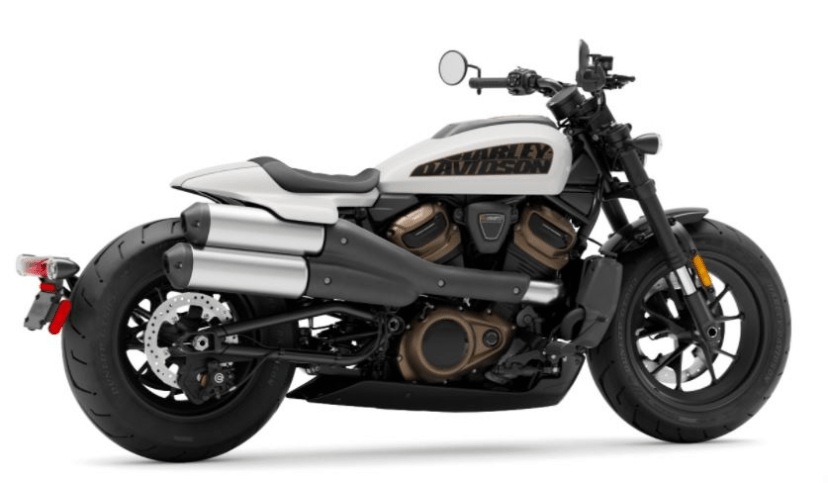 भारतीय बाजारपेठेत या मोटरसायकलची एक्स-शोरूम किंमत १५.५ लाख रुपये आहे. (Photo-Harley-Davidson Website)