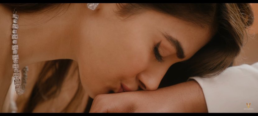 radhe shyam trailer pooja hegde prabhas intimate scene goes viral from romantic love drama