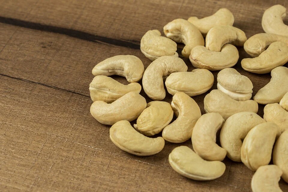cashew nuts