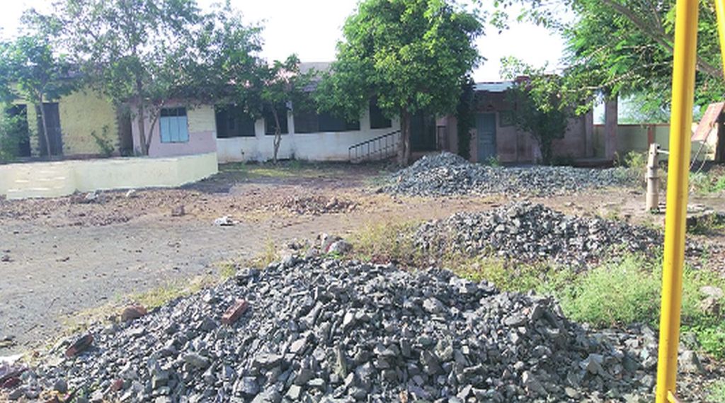 शाळांच्या तपासणीअभावी विद्यार्थी सुरक्षिततेला धोका