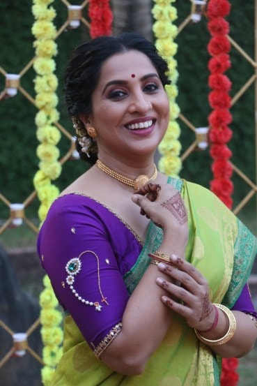 Aai Kuthe Kay Karte Abhishek Anagha Wedding Photos