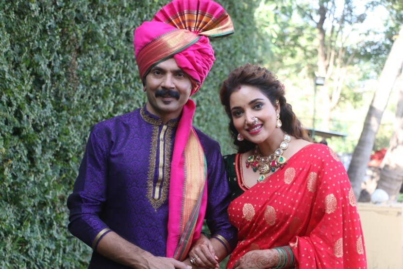 Aai Kuthe Kay Karte Abhishek Anagha Wedding Photos