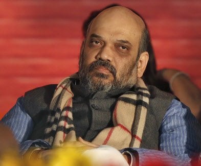 why amit shah have photos of veer savarkar and chanakya at his home