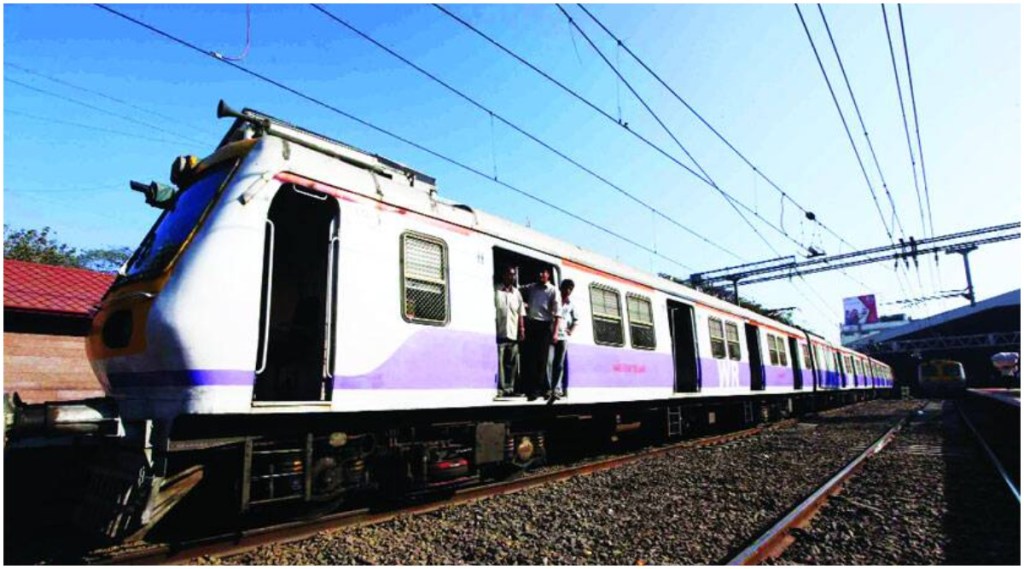 रेल्वे प्रकल्पांसाठी निधीची चणचण; मुंबईतील एमयूटीपी प्रकल्पांना निधी देण्यास रेल्वेचा नकार