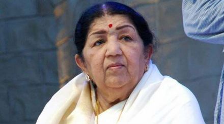 Lata Mangeshkar Health Update : लतादीदींची प्रकृती स्थिर, प्रवक्त्यांची माहिती; खोट्या बातम्या न पसरवण्याचं आवाहन